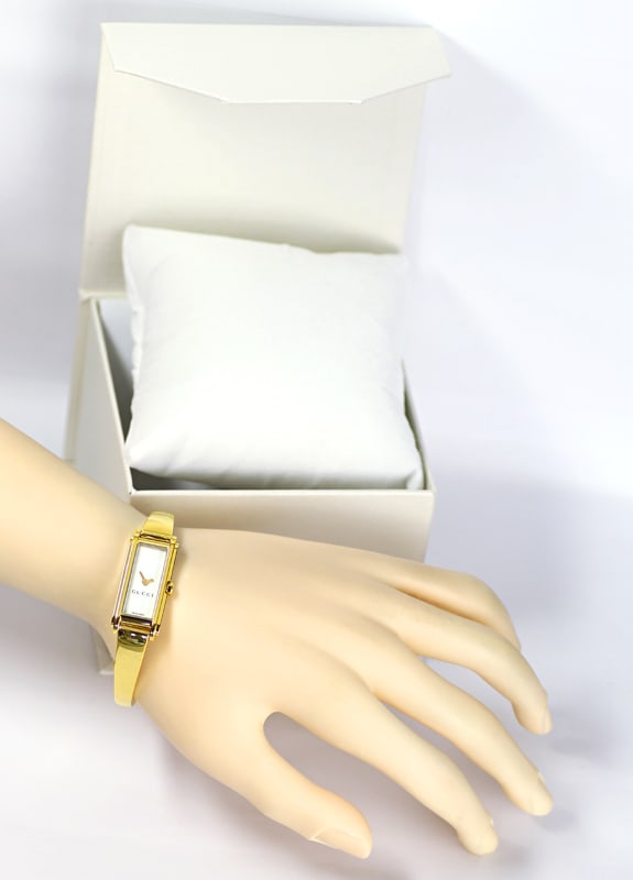 Foto 4 - Gucci Damenuhr Spangenarmband vergoldet, Q3001